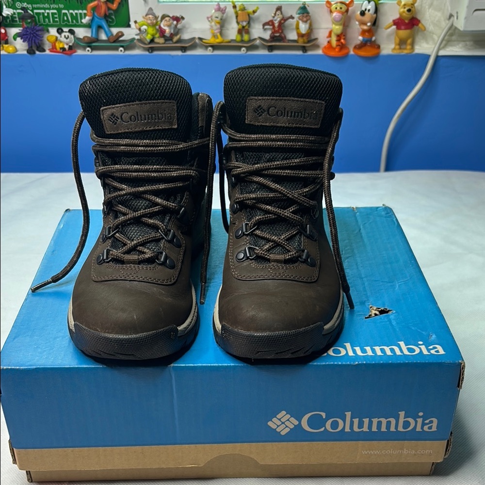 Columbia Dark Brown Combat Boots